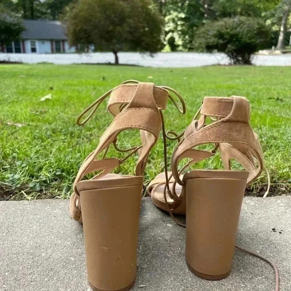 Sam Edelman tie up heels - Picture 4 of 8